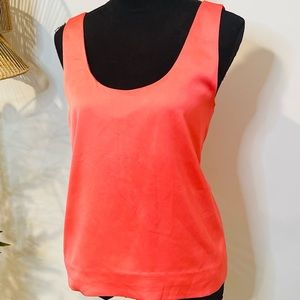 ❤️ New J Crew top in a size L